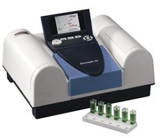 Spectrophotometer instrument used to measure pigment absorption