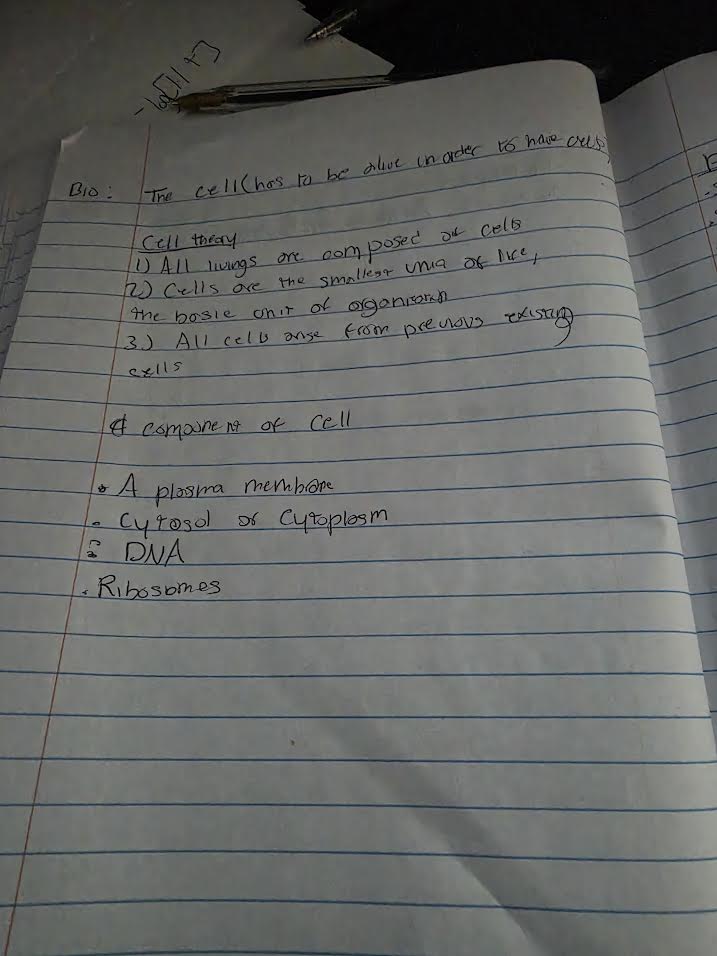Handwritten notes on cell theory and cell components