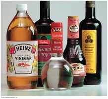 Oxidation of ethanol to acetic acid