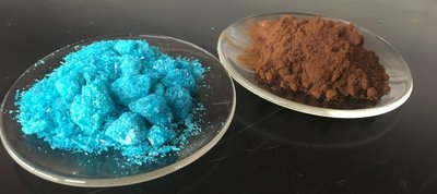 Hydrated and anhydrous copper(II) chloride