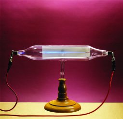 Cathode ray tube under high voltage
