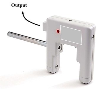 Light gate used for detecting passing vehicles
