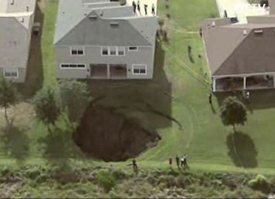 Sinkhole in Windermere, Florida