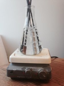 Heating metal rod in water