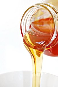 Pouring water: low viscosity