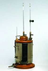 Laboratory calorimeter