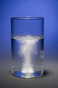 Effervescent tablet dissolving