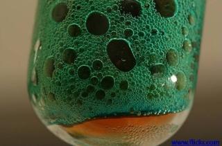 Gas bubbles in a chemical reaction