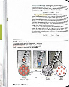 Decomposition reaction: mercury(II) oxide