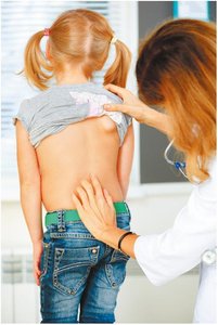 Scoliosis screening in a child