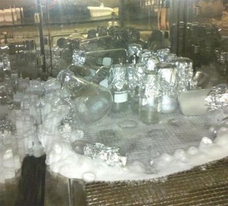 Autoclave with glassware