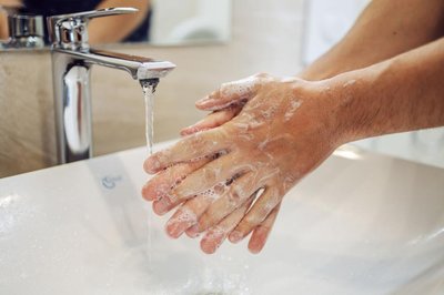 Handwashing to prevent infection