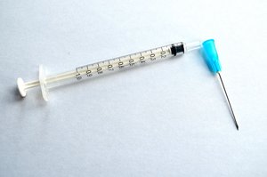 Syringe as parenteral transmission