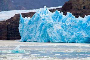 Glacier as an example of cold environment