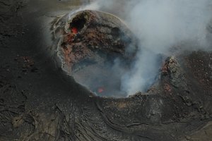 Volcanic vent as an example of extreme environment