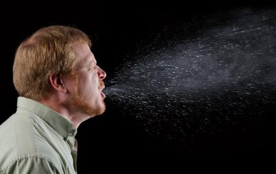 Expulsion of droplets during sneezing