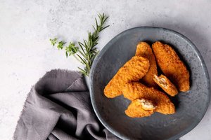 Mycoprotein (Quorn) as a meat substitute