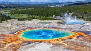 Grand Prismatic Spring in Yellowstone NP