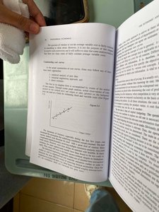 Long-run average cost curve with economies and diseconomies of scale