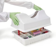 Enclosed specimen collection tray