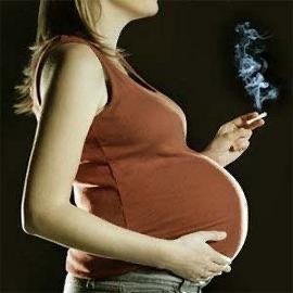 Pregnant woman smoking