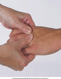 Palpation of hand joints