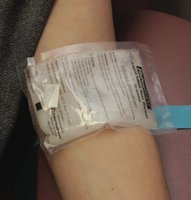 Warming device for vein dilation