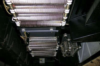Large wire-wound resistors
