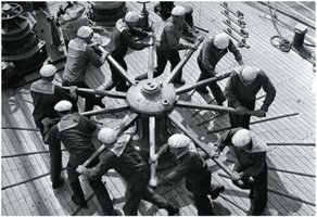 Capstan: sailor and rope forces