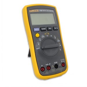 Digital multimeter (voltmeter)