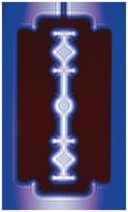 Diffraction pattern around a razor blade
