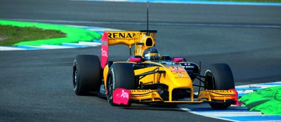 Formula 1 car demonstrating friction and acceleration