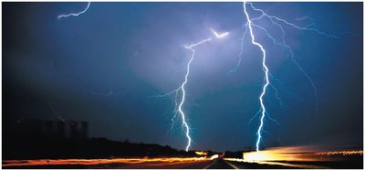 Lightning as an example of electrostatic discharge