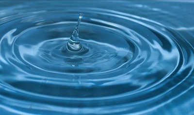 Water wave with ripples