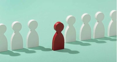 Figure showing a dissenter standing out from the group, reducing conformity