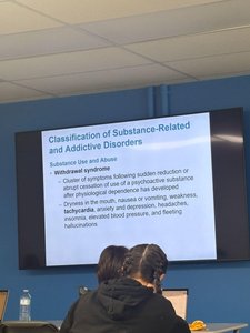 Slide on withdrawal syndromes in substance use disorders