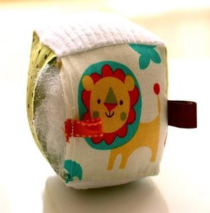 Infant toy used in object individuation studies